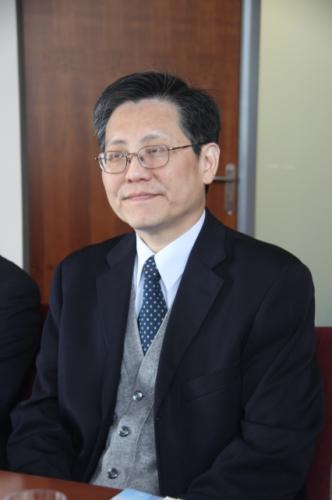 02 Frank Yu-Hsieh Sung, náměstek ministra, Komise pro výzkum, rozvoj a hodnocení politik (RDEC)