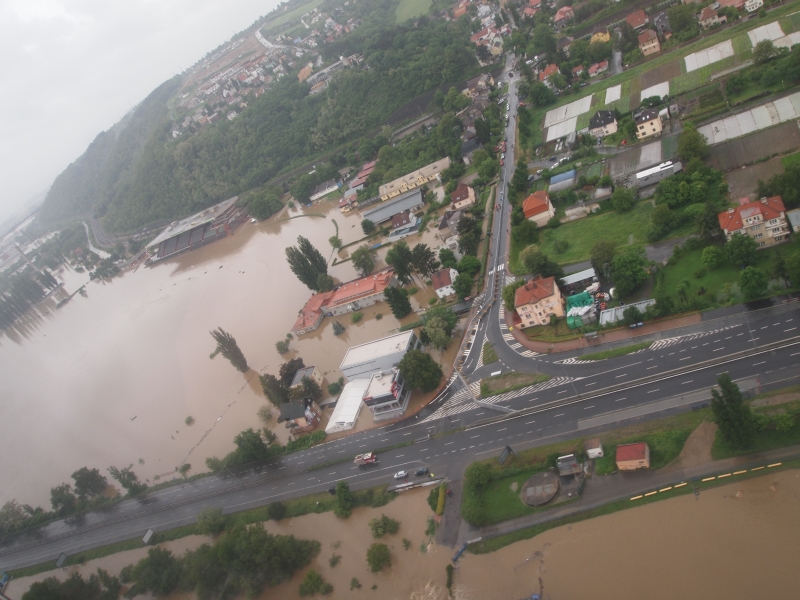 1-024 - Praha - Strakonická ulice - vlevo chuchelské závodiště.jpg