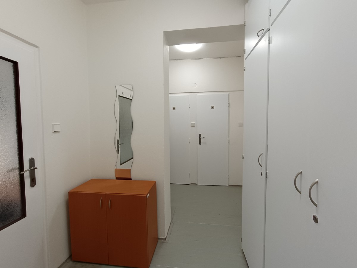 TP11-Předsíň.jpg