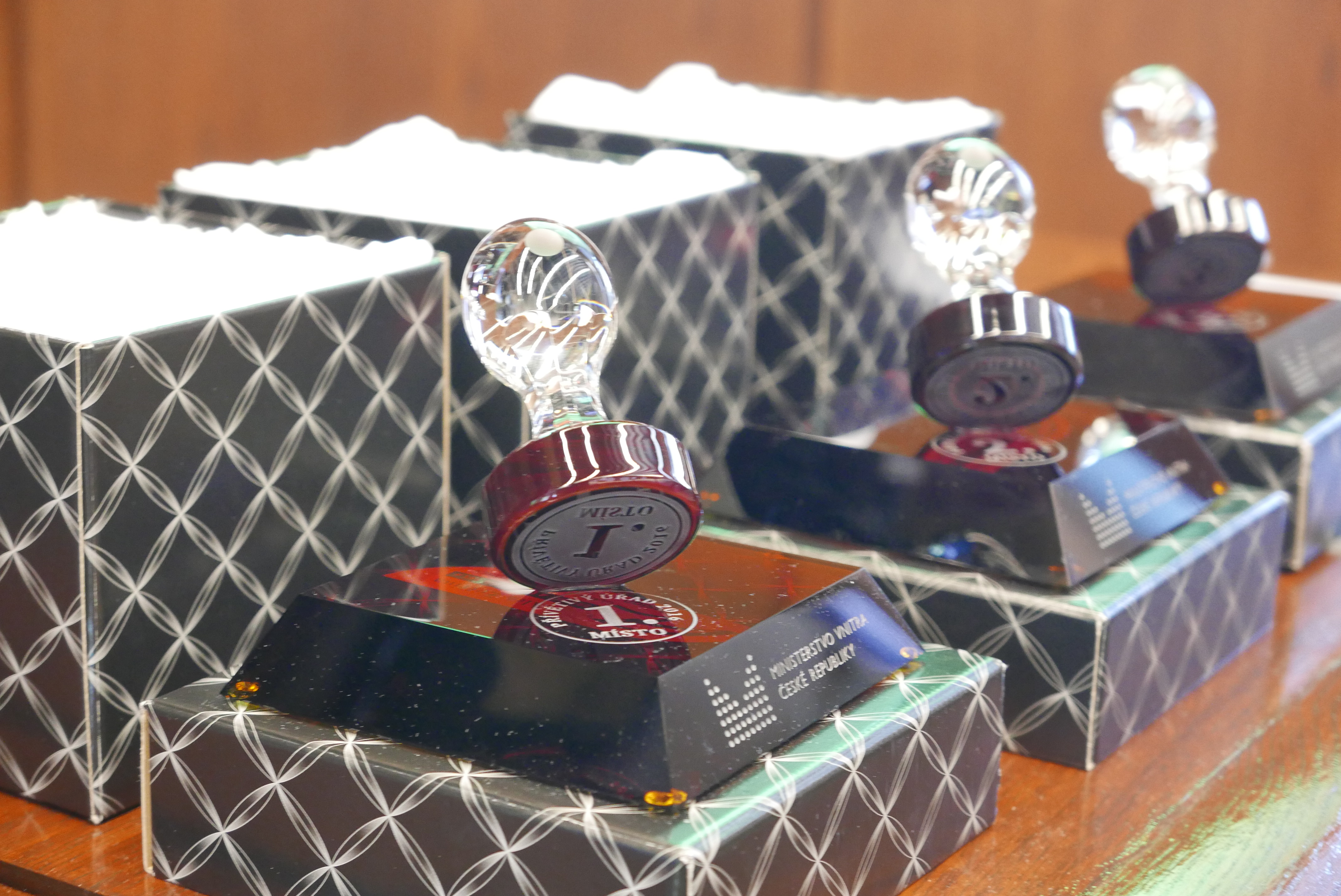 02. Trofeje Razítka pro 3 nejlepší úřady v ČR - detail