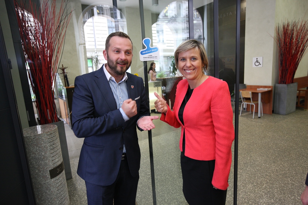 07 - Slavnostní vylepení nálepky Přívětivý úřad 2016