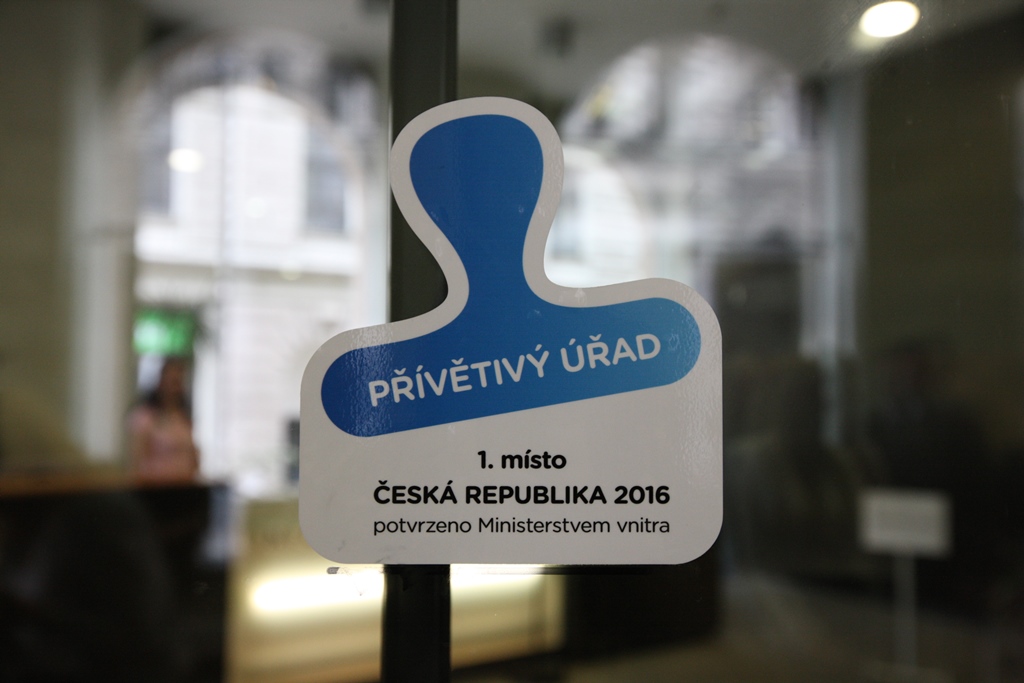 08 - Slavnostní vylepení nálepky Přívětivý úřad 2016