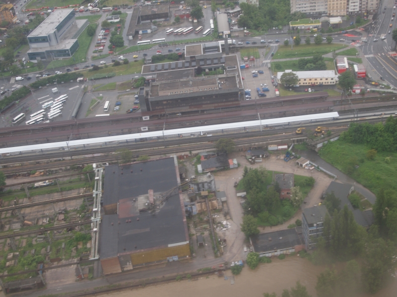 1-005 - Holešovice - nádraží.jpg