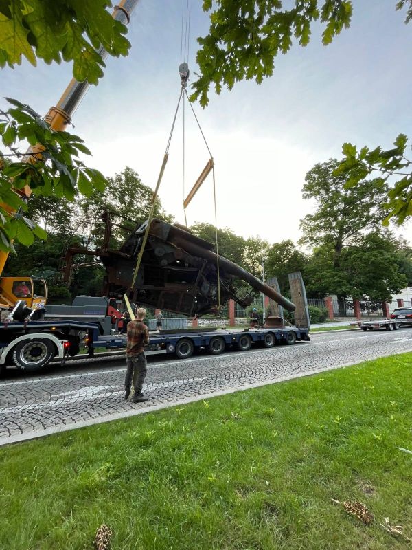 Stěhování techniky 1.jpg